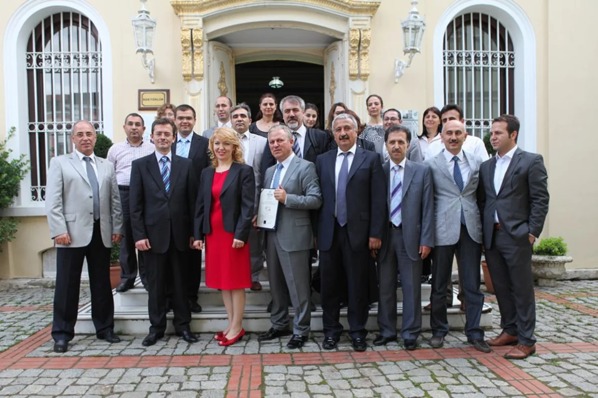 KUM LTD